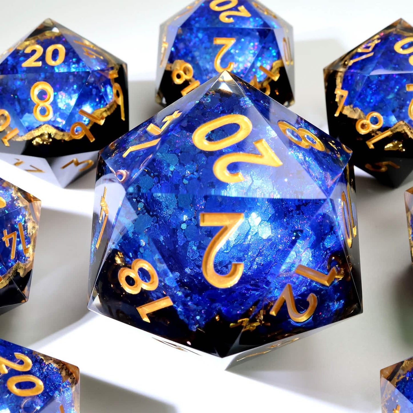 Azure Depths – product detail – geode DnD dice set (1)