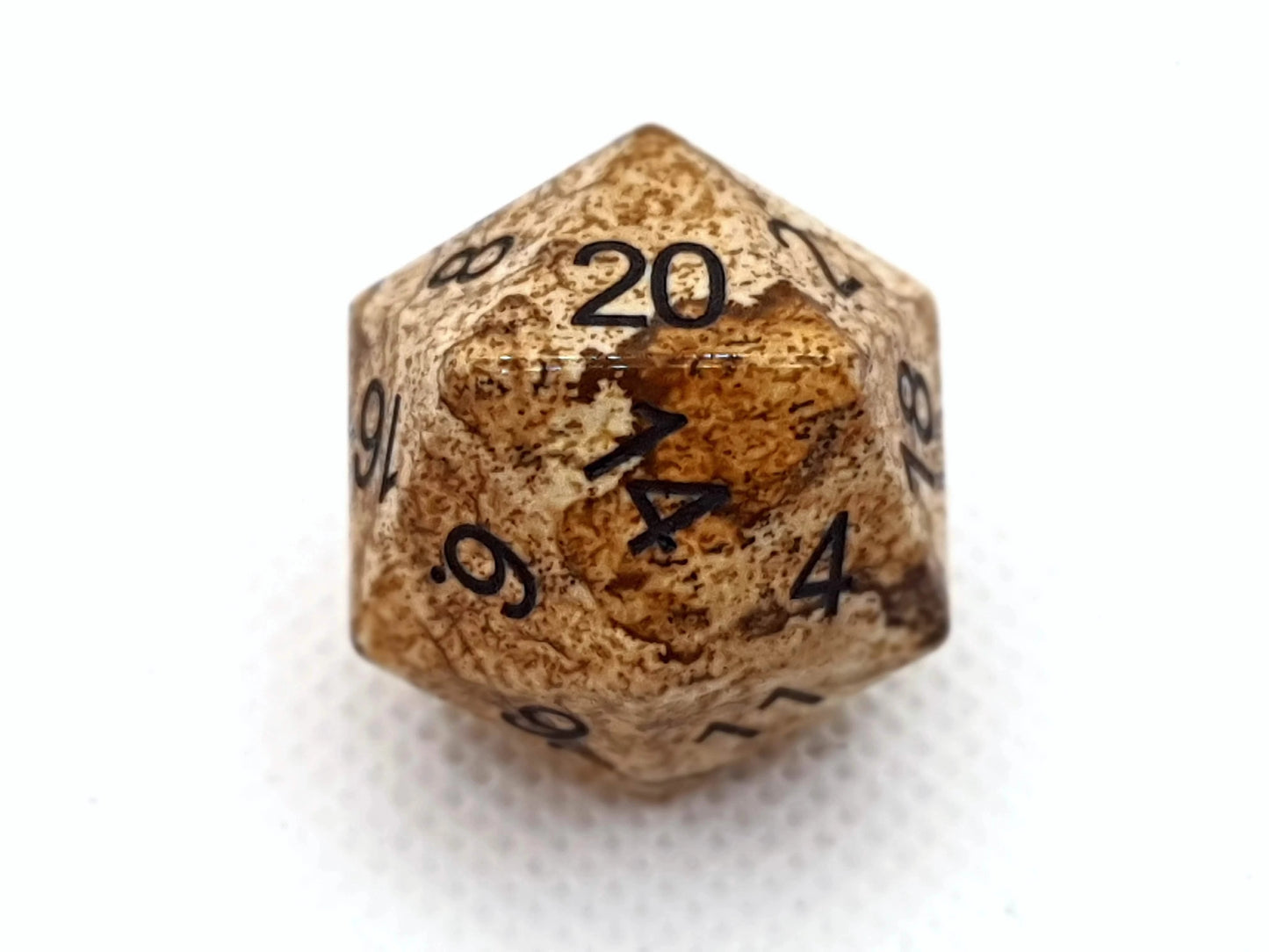 Picasso Jasper – close-up view – DnD dice set
