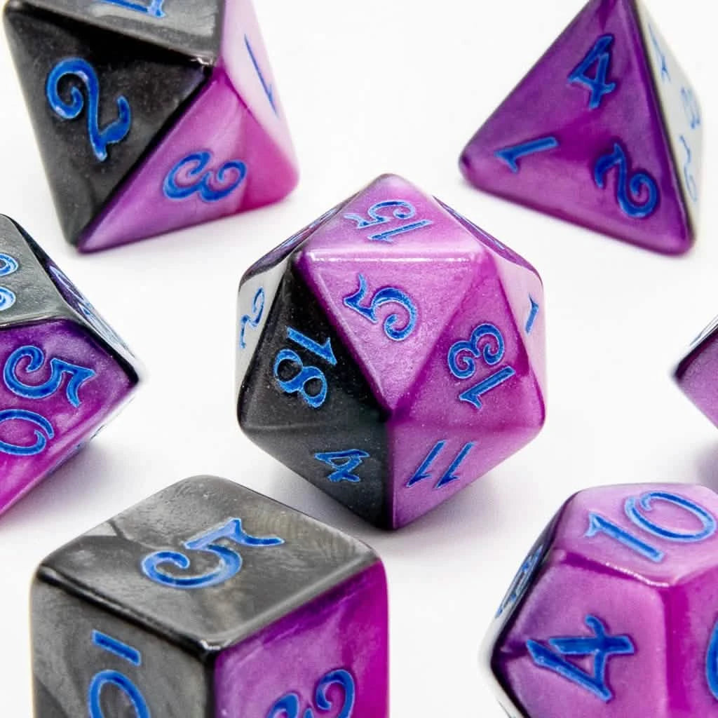 Midnight Amethyst – close-up view – acrylic DnD dice set