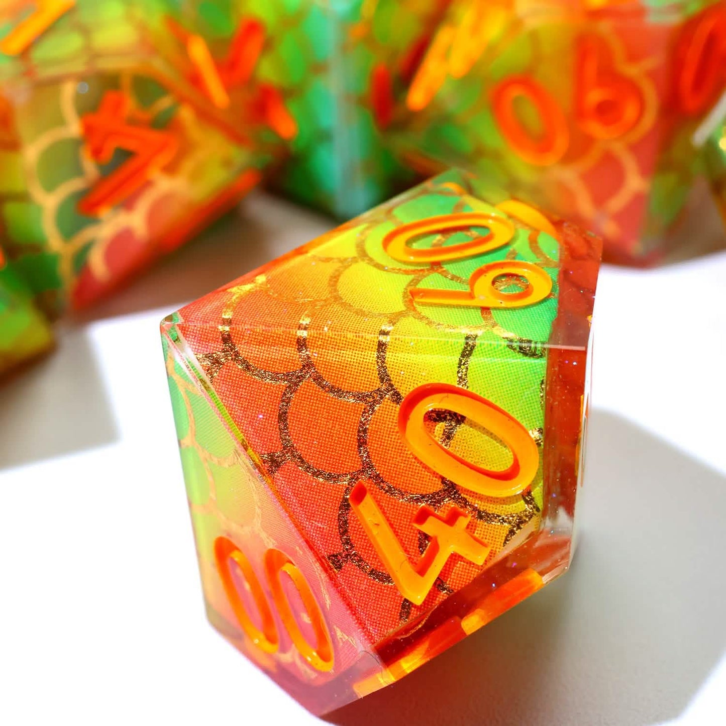 Serpentflare – view 6 – art core DnD dice set