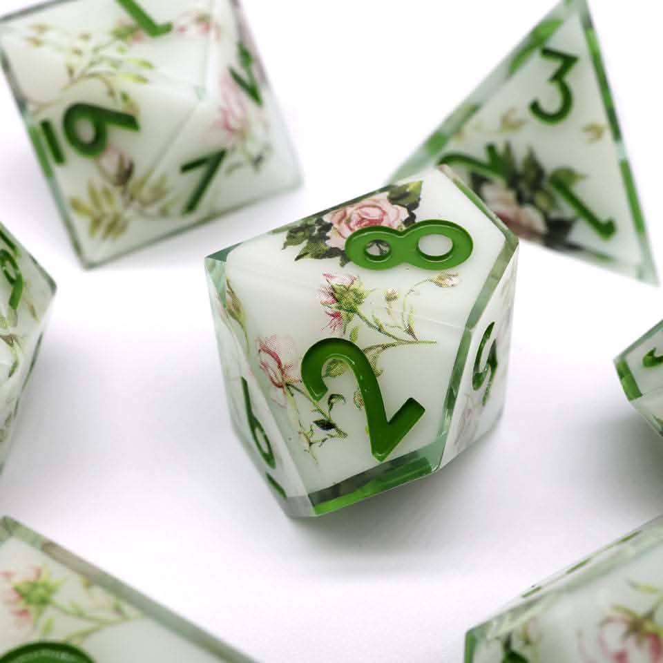 Floral Notes – view 6 – art core DnD dice set