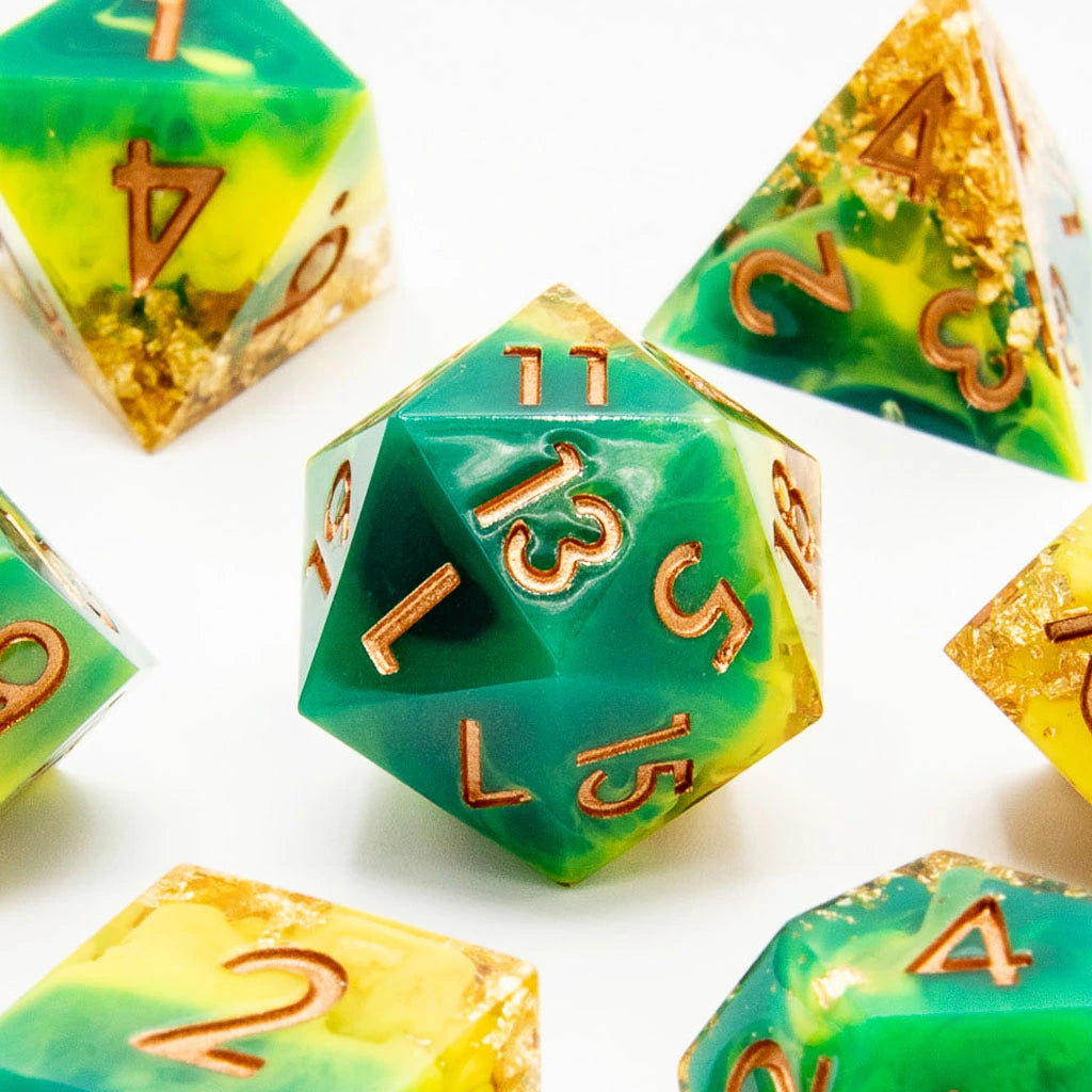 Aurum Twist | Sharp Edge Dice | 7 Piece Set