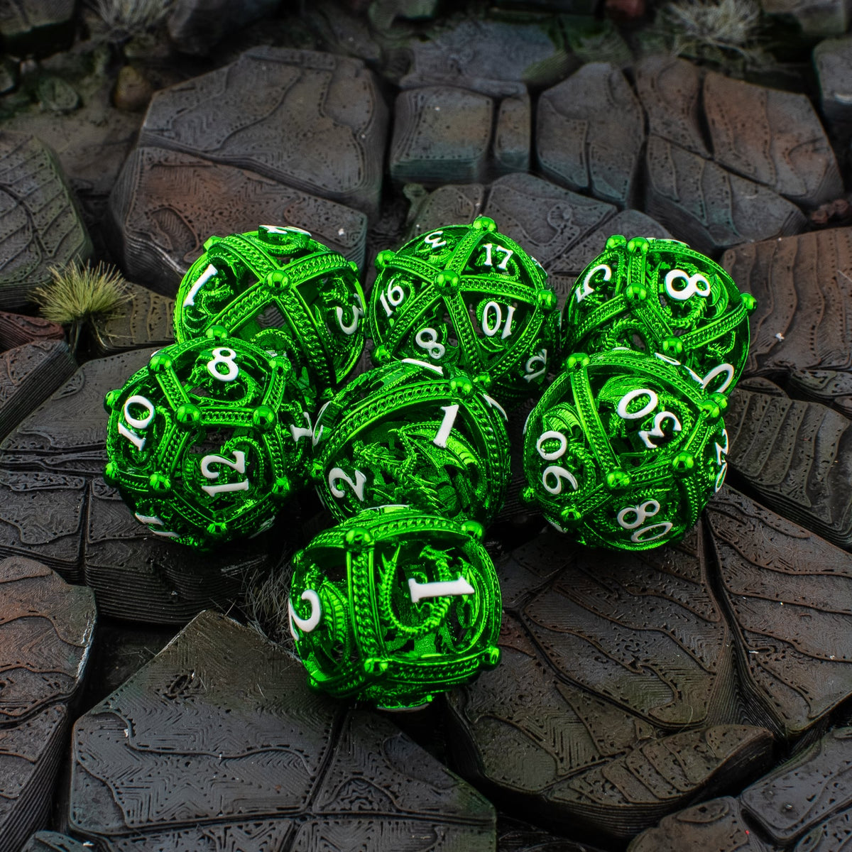 Round Dragon Metal Dice Set