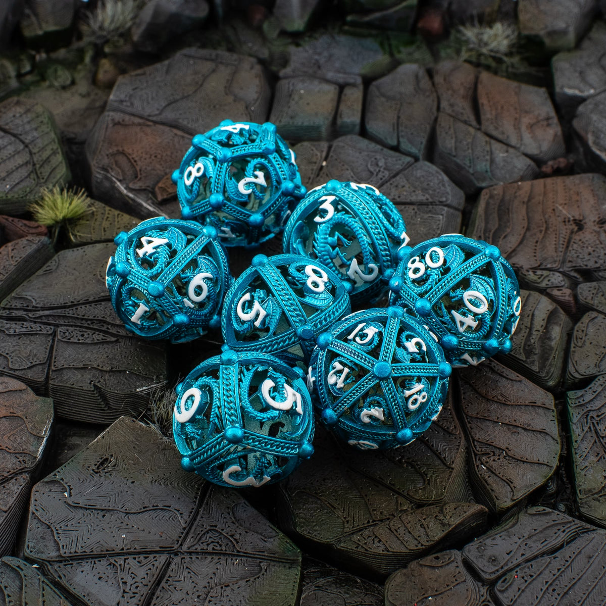 Round Dragon Metal Dice Set