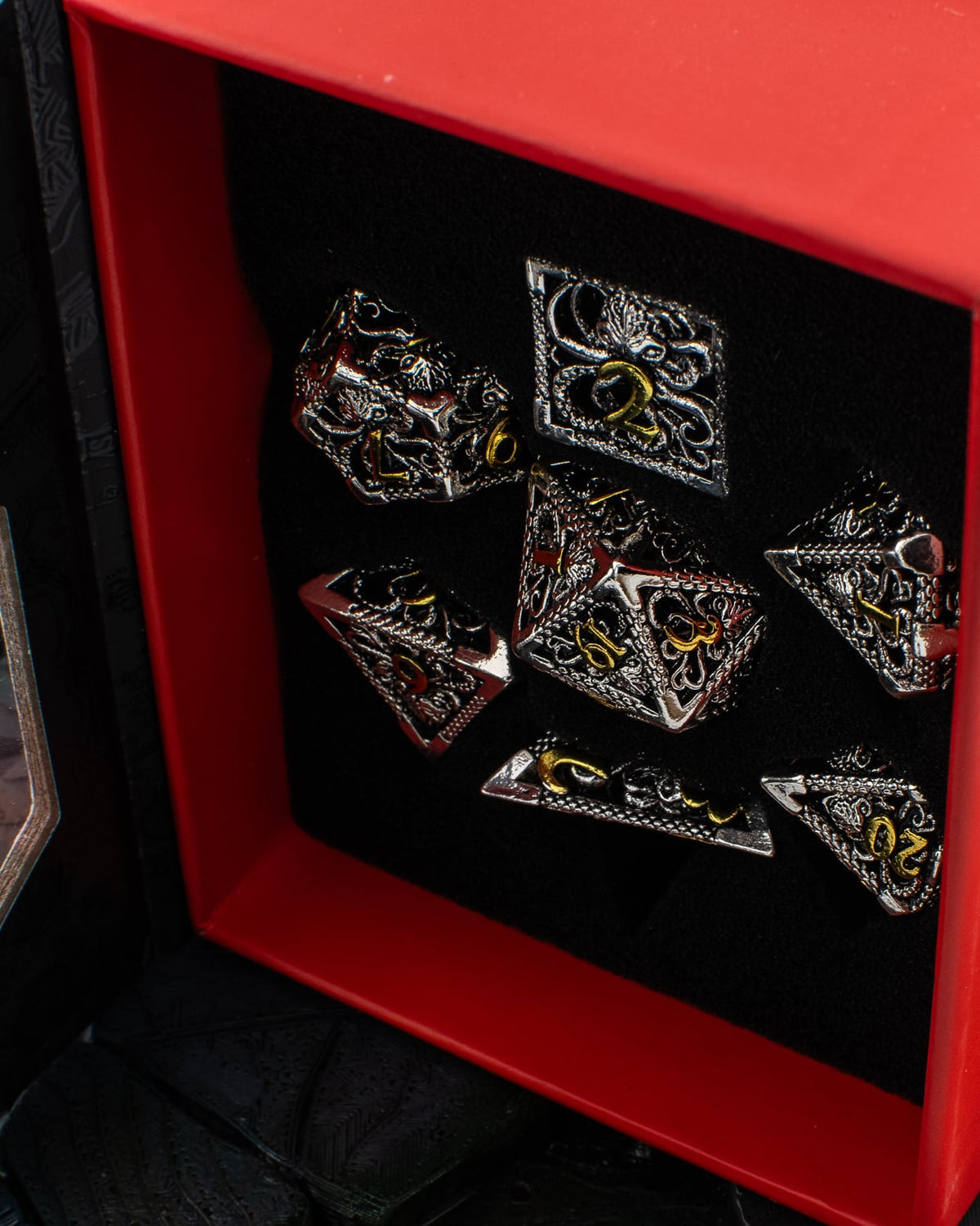 Hollow Octopus Metal Dice Set
