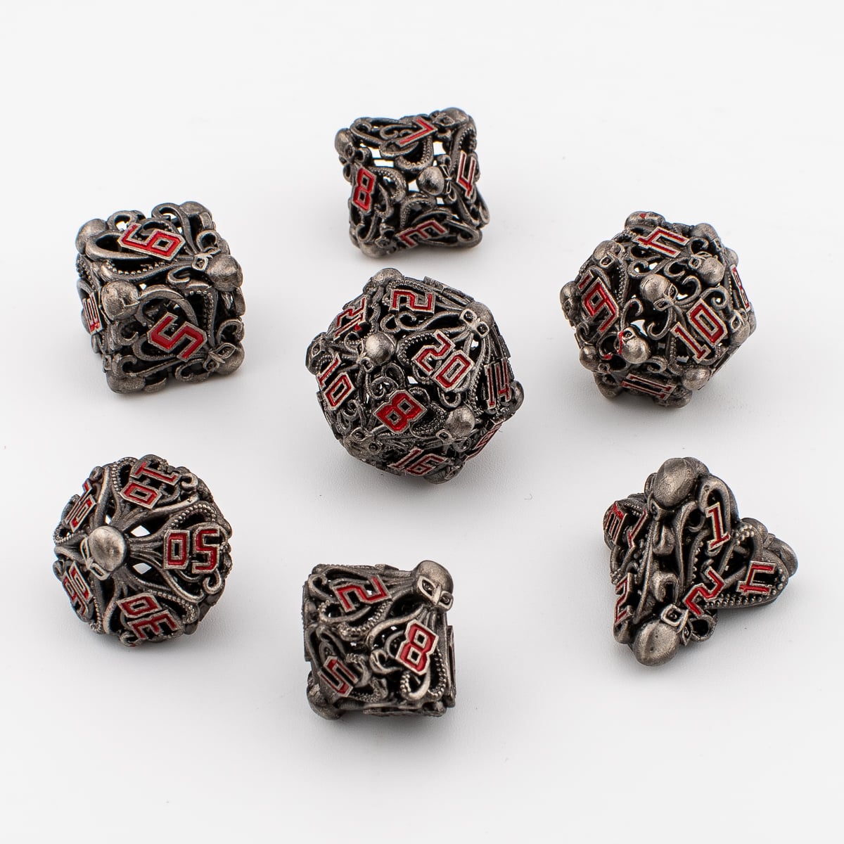 Hollow Skull Metal Dice Set