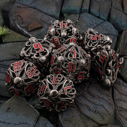 Hollow Skull Metal Dice Set