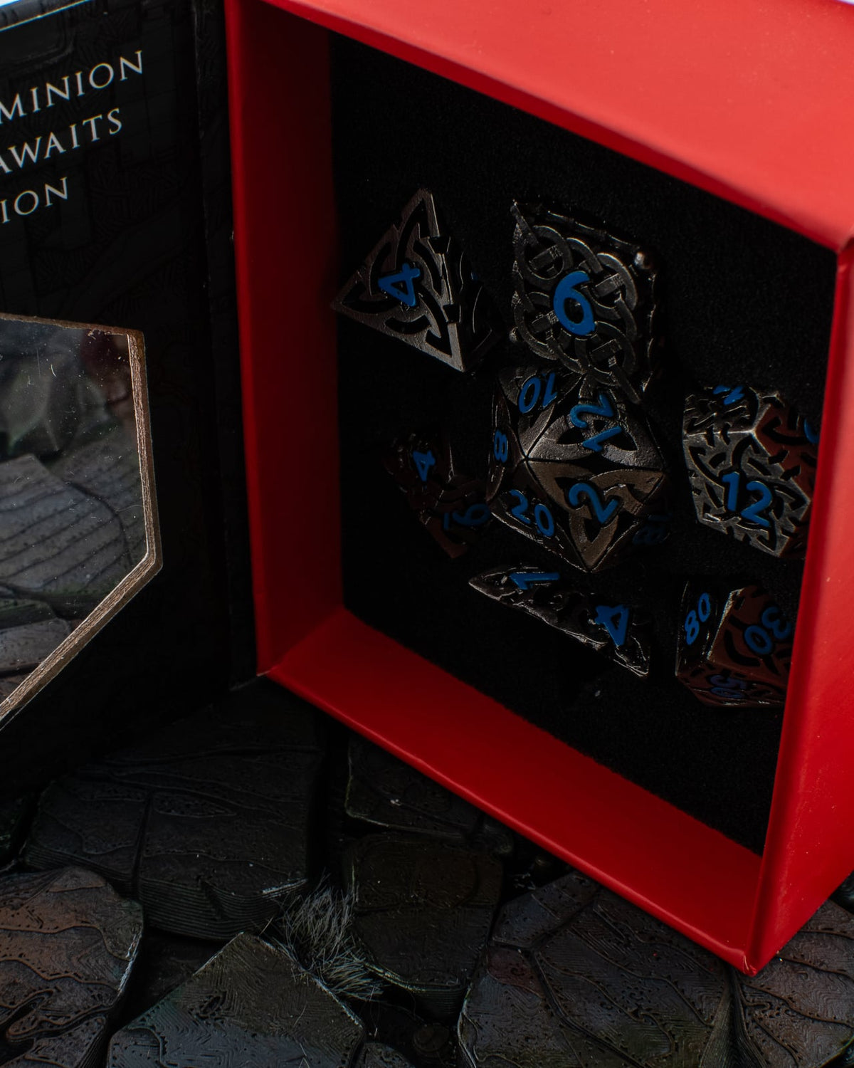Hollow Maze Metal Dice Set