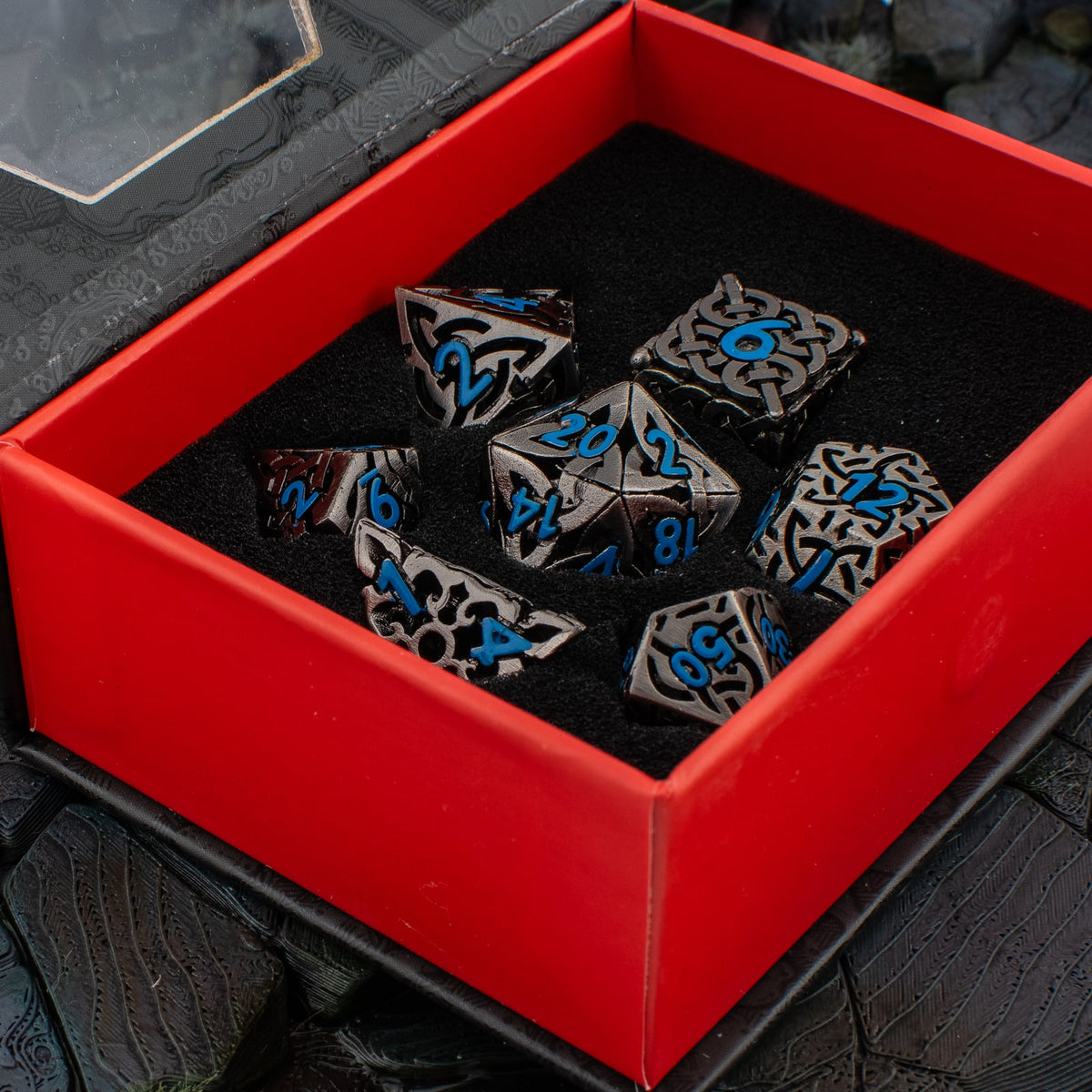 Hollow Maze Metal Dice Set