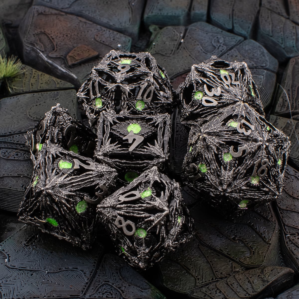 Dragon Eye Hollow Metal Dice Set