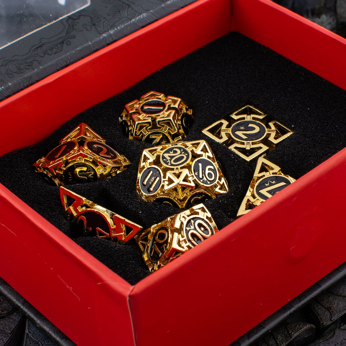 Arrow Hollowed Metal Dice
