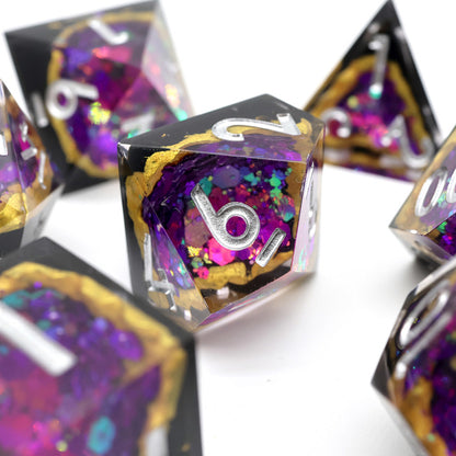 Regal Relic | Geode Dice | 7 Piece Set