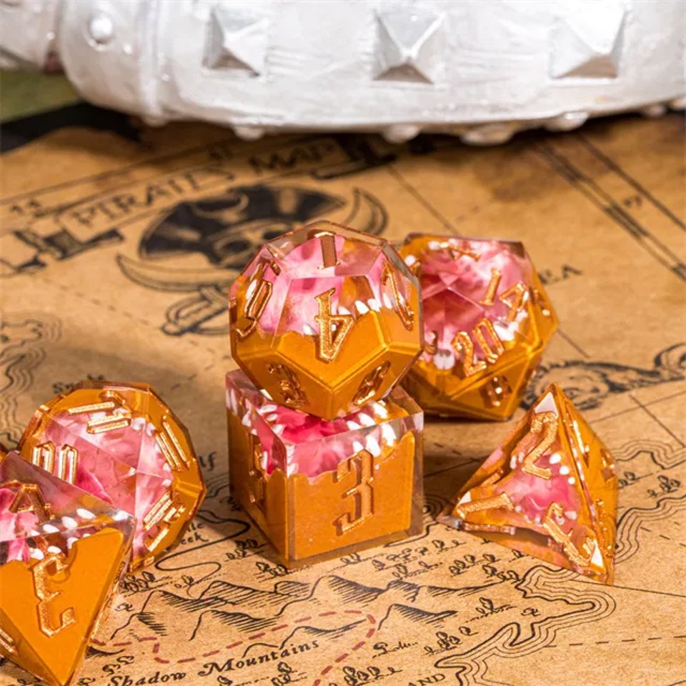 Mimic's Clutch | Sharp Edge Dice | 7 Piece Set - Tabletop Dominion