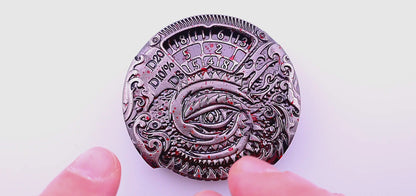 Drake's Gambit | Dice Spinner | Blood Spatter Silver