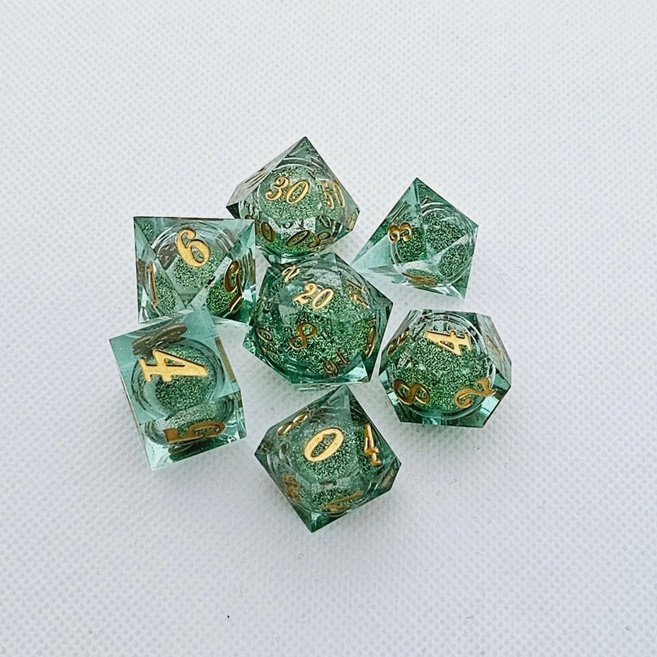 Forest Queen | Emerald Green | Gold Numbers | Liquid Core | 7 Piece Set